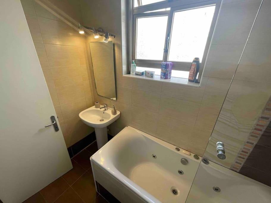 Gzira / Sliema Wifi & Ac ! Great Value & Location Apartment Exterior photo